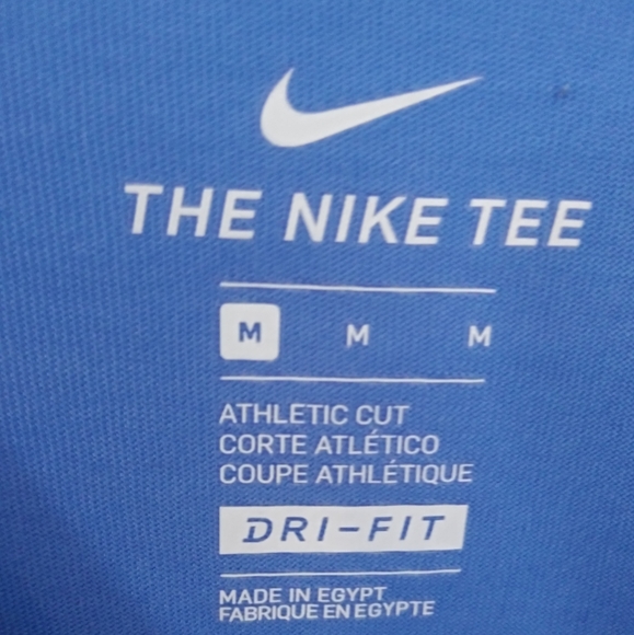 The Nike Tee Dri-fit Graphic T-shirt - Picture 2 of 5